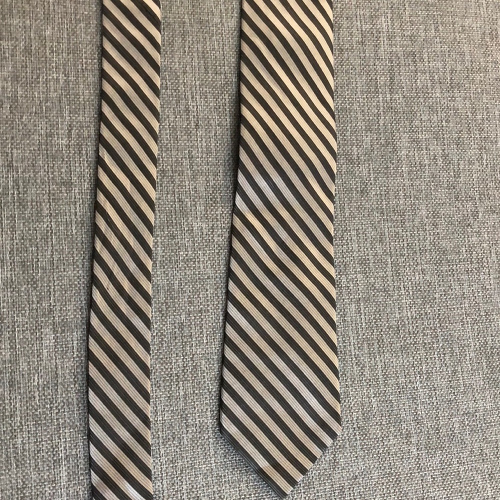 Men’s Liz Claiborne tie